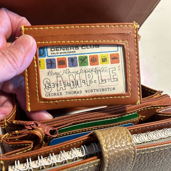 Dooney & Bourke tan crossbody bag.  A lot of space for credit cards & more. - Picture 3 of 8